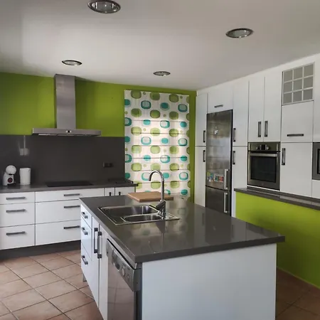 San Miguel Con Solarium Y Barbacoa * Торремолинос